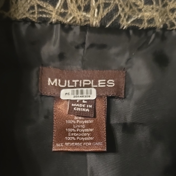 EUC Multiples Petite Large Blazer - Picture 4 of 11